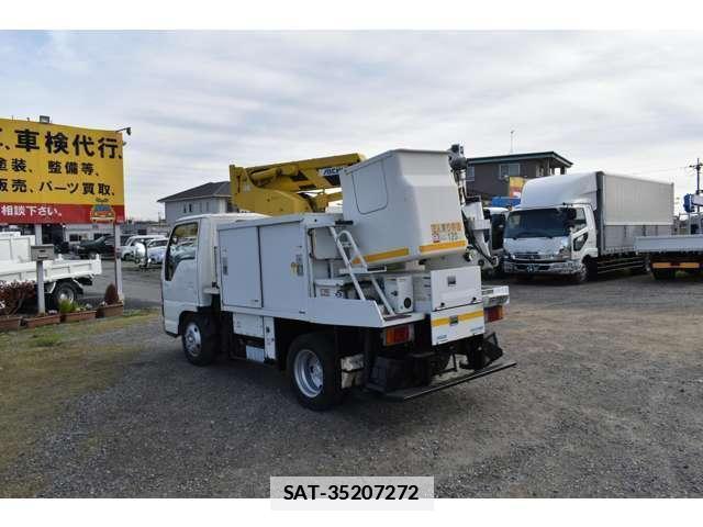 Isuzu ELF TRUCK 2007-04 7796498-1