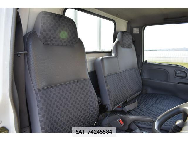 Isuzu ELF TRUCK 2006-04 7796516-15