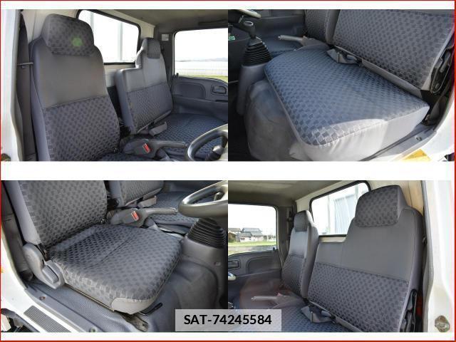 Isuzu ELF TRUCK 2006-04 7796516-5