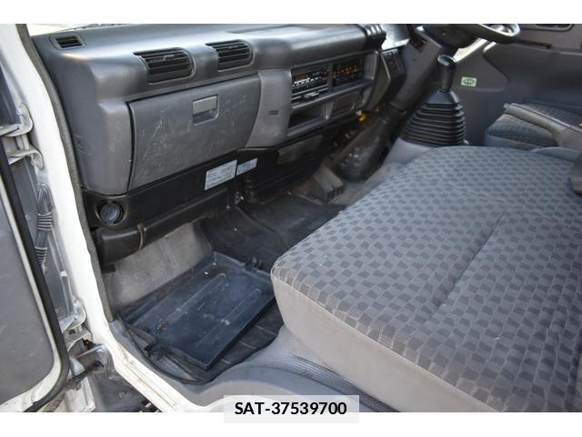 Isuzu ELF TRUCK 2006-03 7796524-10
