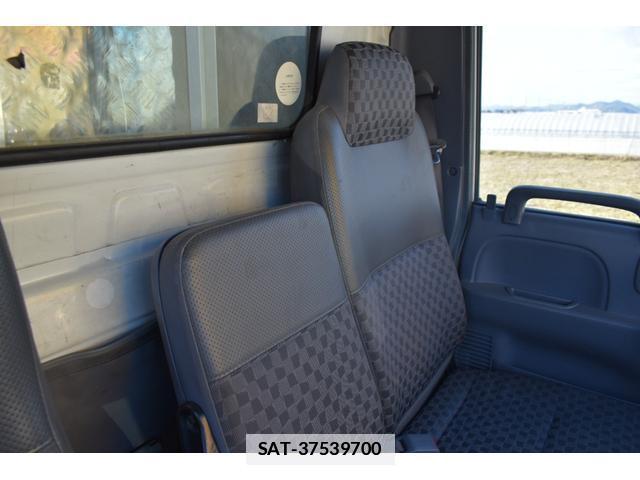 Isuzu ELF TRUCK 2006-03 7796524-11
