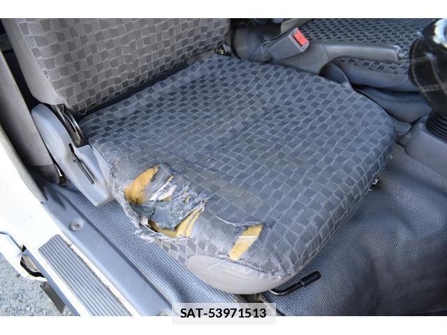Isuzu ELF TRUCK 2006-04 7796536-18