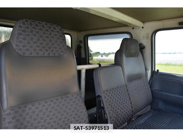 Isuzu ELF TRUCK 2006-04 7796536-5