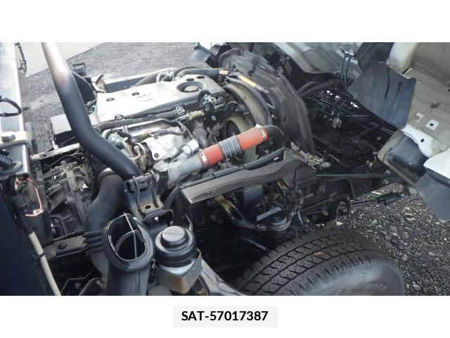 Isuzu ELF TRUCK 2019-08 7797482-14