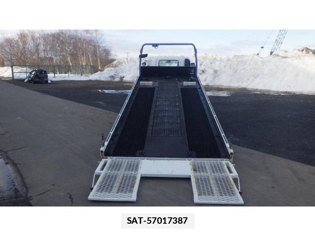 Isuzu ELF TRUCK 2019-08 7797482-17