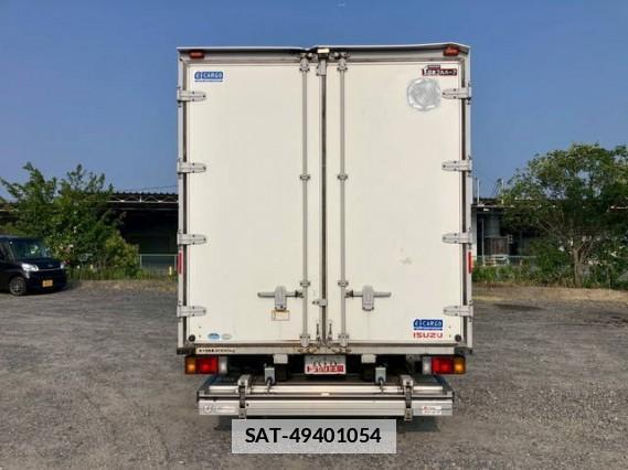 Isuzu ELF TRUCK 2016 7797904-15