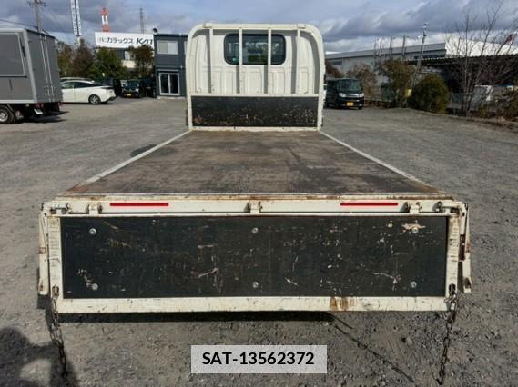 Isuzu ELF TRUCK 2018 7797913-5
