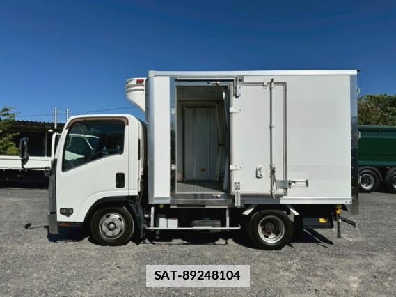 Isuzu ELF TRUCK 2017 7797920-11