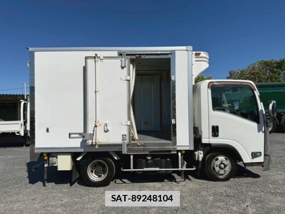 Isuzu ELF TRUCK 2017 7797920-13