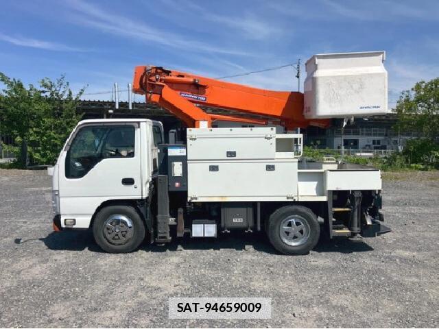 Isuzu ELF TRUCK 2019 7797924-11