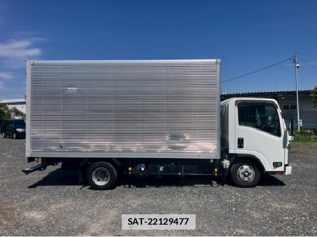 Isuzu ELF TRUCK 2020 7797925-13