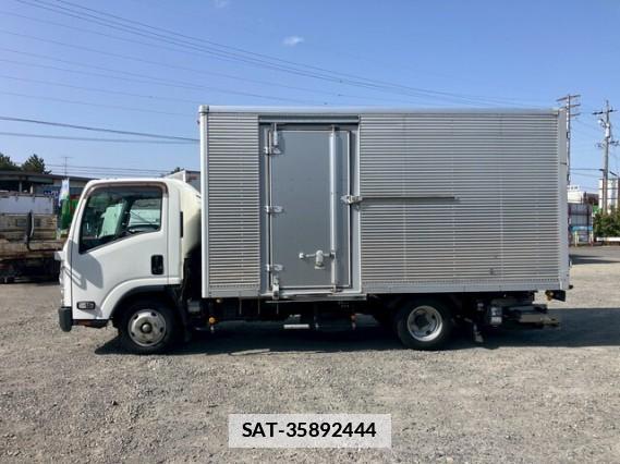 Isuzu ELF TRUCK 2017 7797927-11