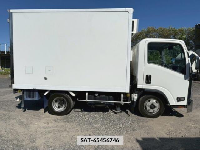 Isuzu ELF TRUCK 2018 7797932-13