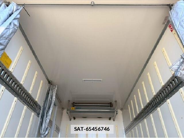 Isuzu ELF TRUCK 2018 7797932-5