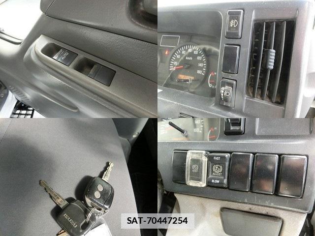 Isuzu ELF TRUCK 2012-07 7797941-5