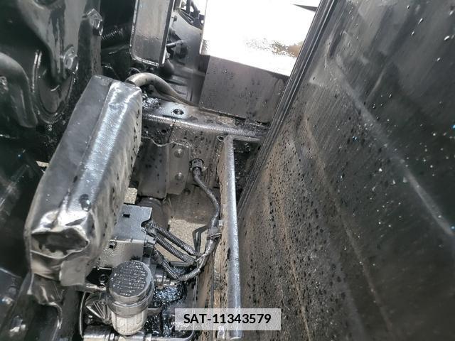 Isuzu ELF TRUCK 2003-06 7798016-13