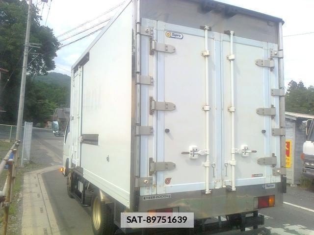 Isuzu ELF TRUCK 2012-04 7798379-2