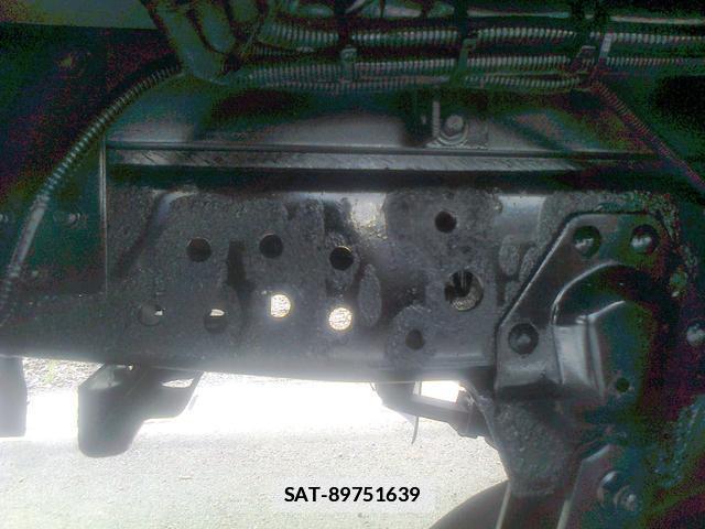 Isuzu ELF TRUCK 2012-04 7798379-7