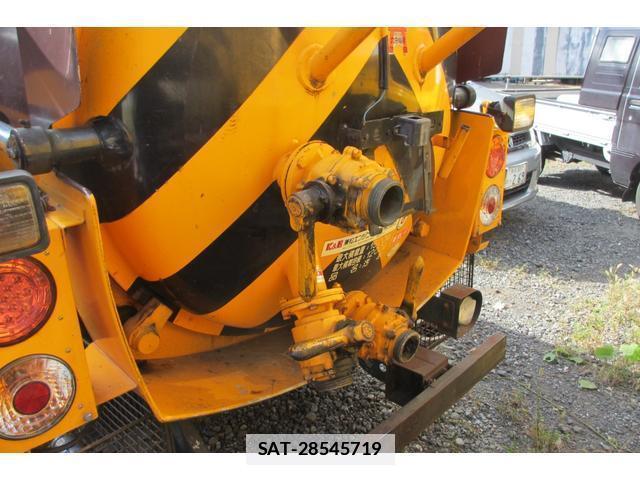 Isuzu ELF TRUCK 2007-03 7798409-5