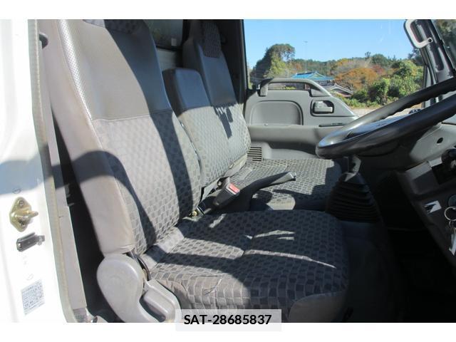 Isuzu ELF TRUCK 2005-03 7798410-4