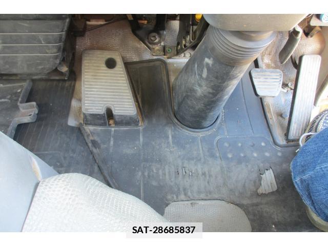 Isuzu ELF TRUCK 2005-03 7798410-5