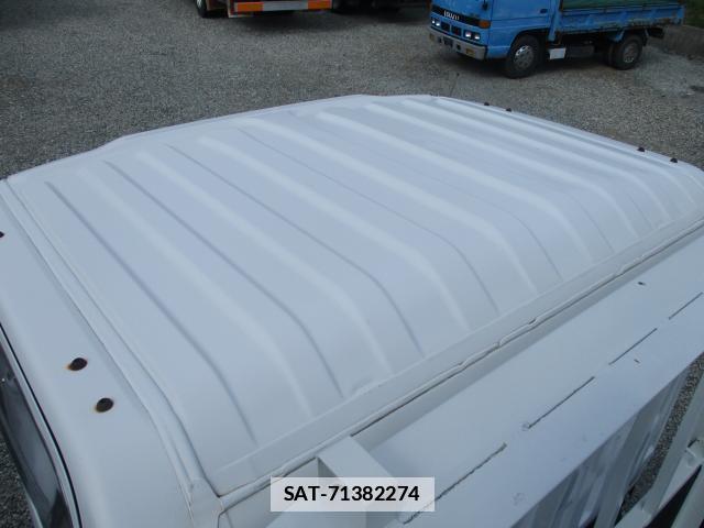 Isuzu ELF TRUCK 2014-03 7799780-17