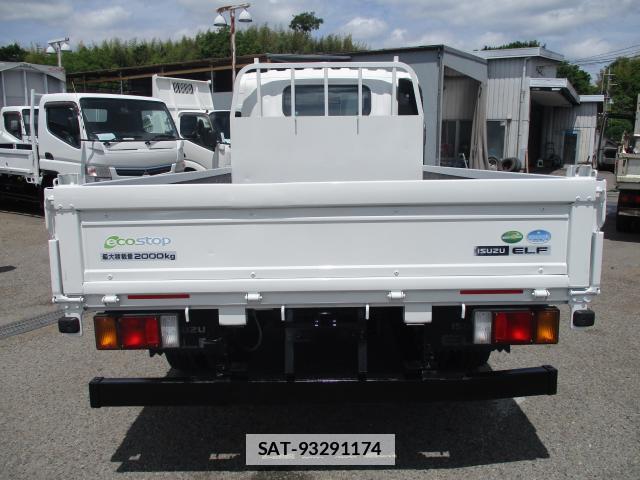 Isuzu ELF TRUCK 2017-04 7799782-2