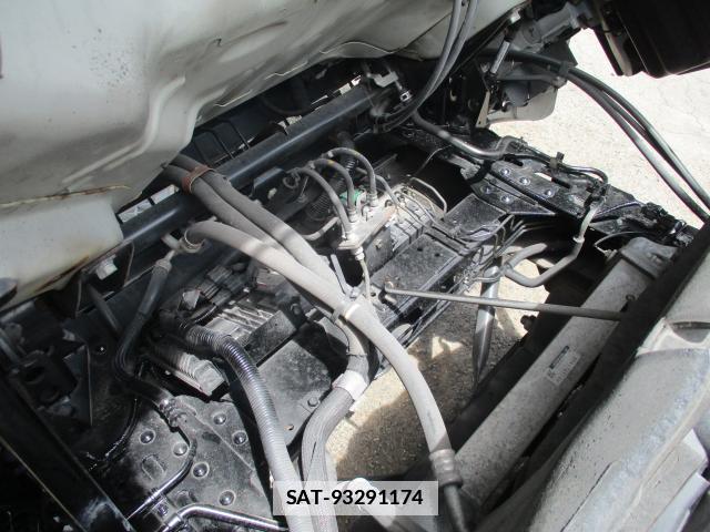Isuzu ELF TRUCK 2017-04 7799782-6