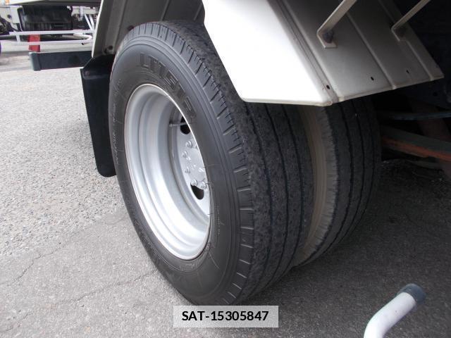 Isuzu ELF TRUCK 2006-01 7799784-19