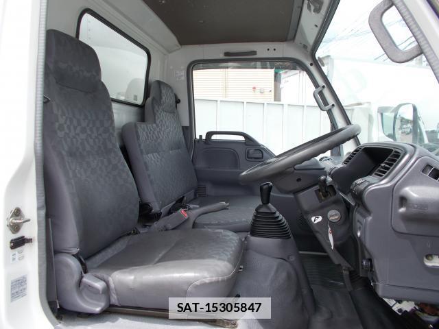 Isuzu ELF TRUCK 2006-01 7799784-8