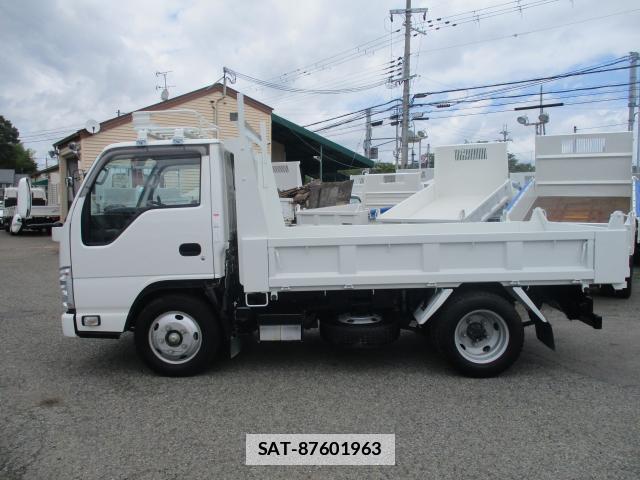 Isuzu ELF TRUCK 2022-09 7799800-1