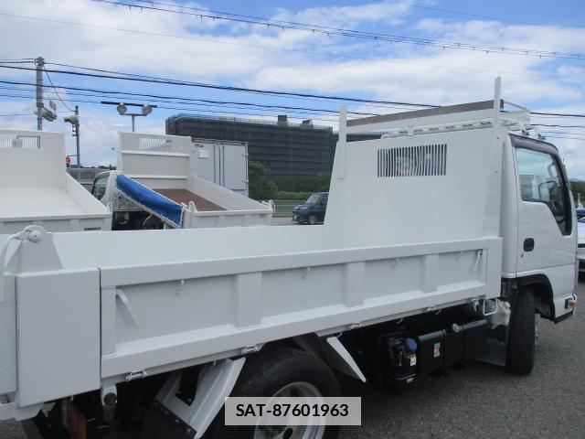 Isuzu ELF TRUCK 2022-09 7799800-11