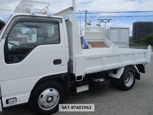 Isuzu ELF TRUCK 2022-09 7799800-12