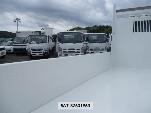 Isuzu ELF TRUCK 2022-09 7799800-15