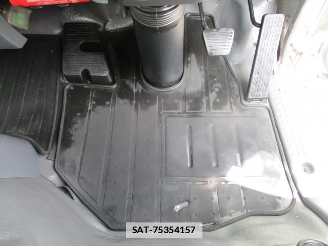 Isuzu ELF TRUCK 2012-10 7799808-7