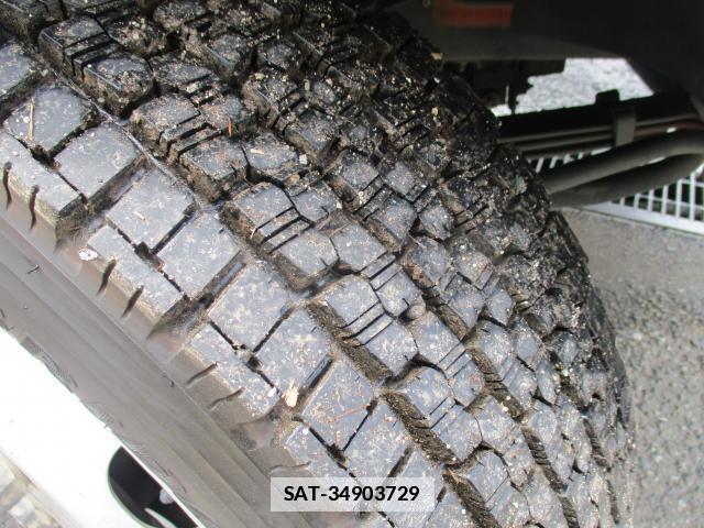 Isuzu ELF TRUCK 2019-03 7799813-17