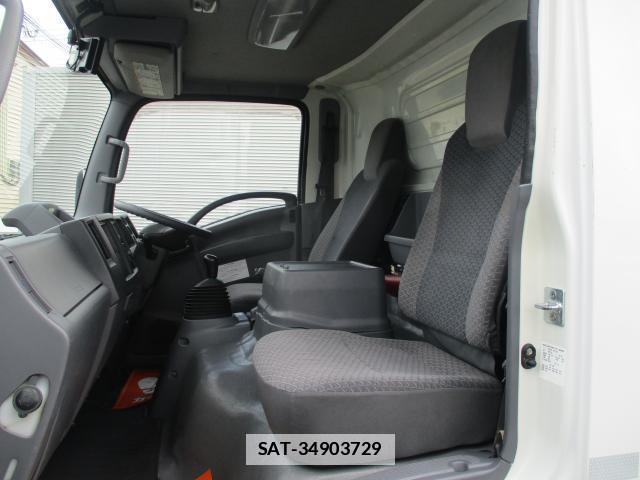 Isuzu ELF TRUCK 2019-03 7799813-7