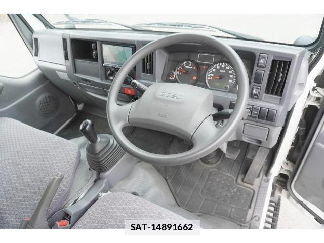 Isuzu ELF TRUCK 2018 7800264-2