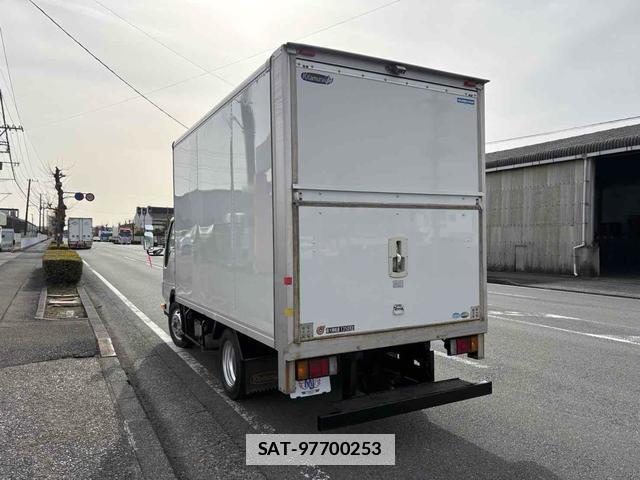 Isuzu ELF TRUCK 2014-11 7801600-1