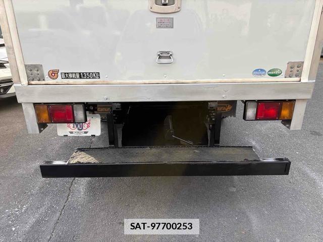 Isuzu ELF TRUCK 2014-11 7801600-12