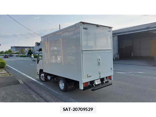 Isuzu ELF TRUCK 2015-10 7801619-1