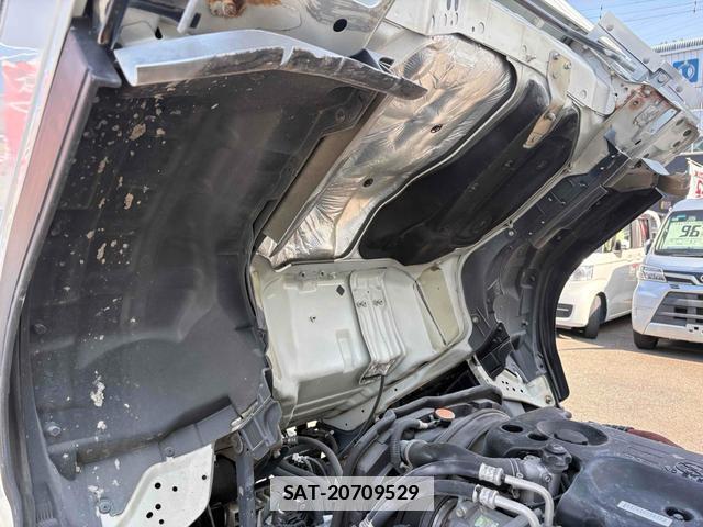 Isuzu ELF TRUCK 2015-10 7801619-12
