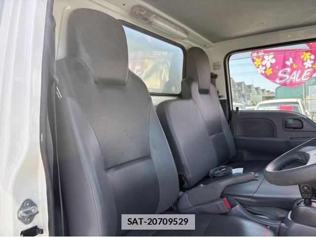 Isuzu ELF TRUCK 2015-10 7801619-3