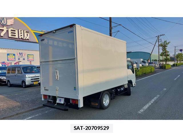 Isuzu ELF TRUCK 2015-10 7801619-9