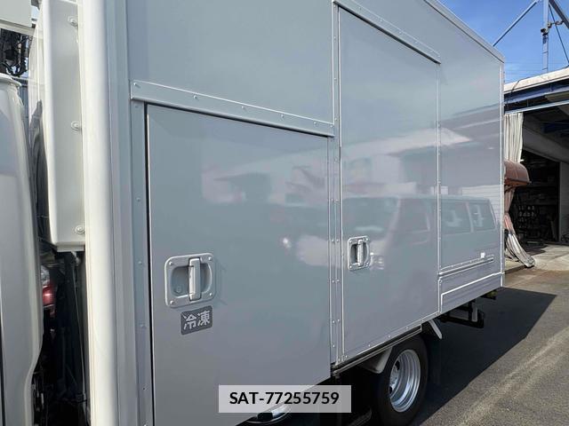 Isuzu ELF TRUCK 2010-05 7801648-4