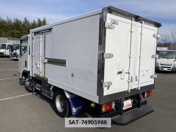 Isuzu ELF TRUCK 2017 7802309-10