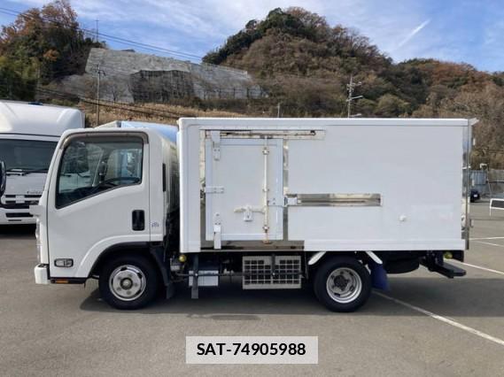 Isuzu ELF TRUCK 2017 7802309-11