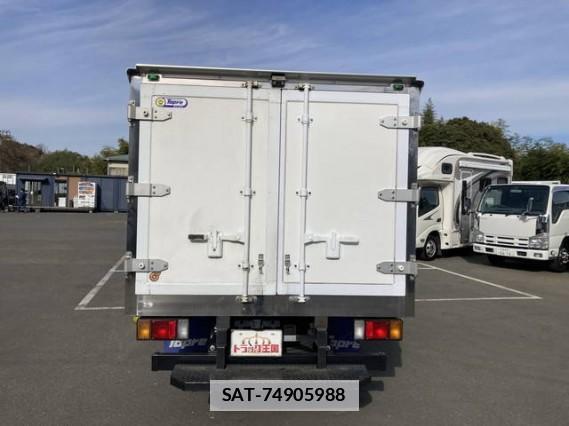 Isuzu ELF TRUCK 2017 7802309-16