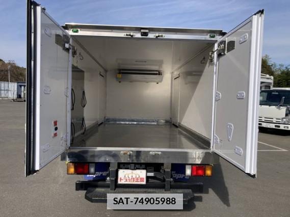Isuzu ELF TRUCK 2017 7802309-5