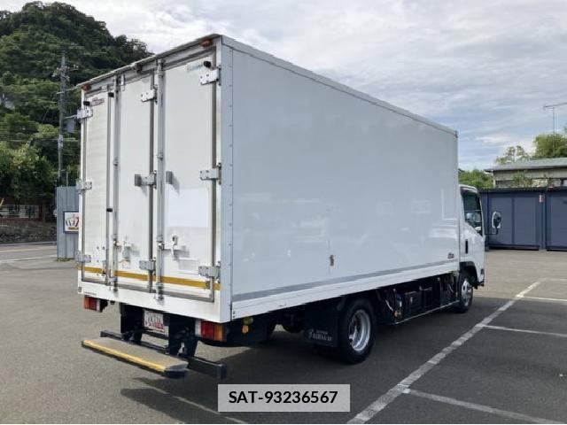 Isuzu ELF TRUCK 2020 7802423-1